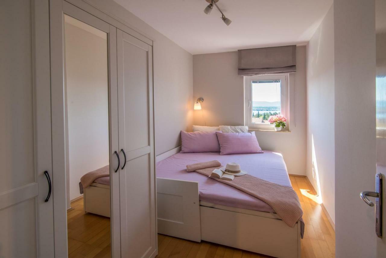 Apartment Luna Malinska Kültér fotó